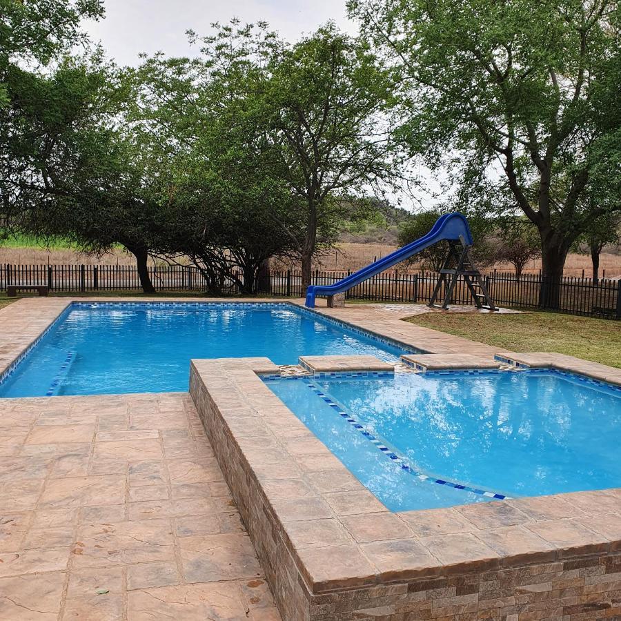 Ekuthuleni River Front Chalets Maruleng Eksteriør billede
